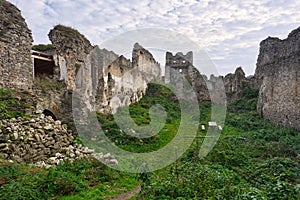 Ruins of Cabrad castle